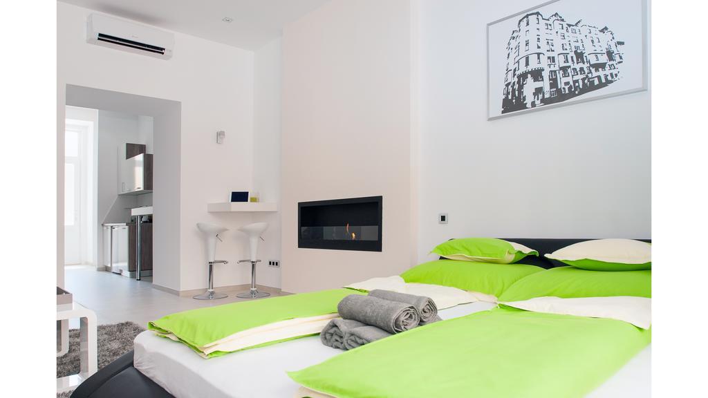 In The City Budapest Apartments Δωμάτιο φωτογραφία