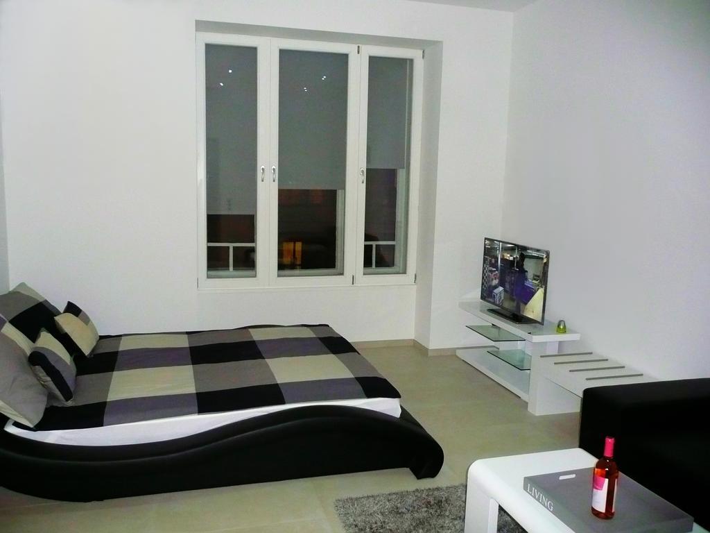 In The City Budapest Apartments Δωμάτιο φωτογραφία